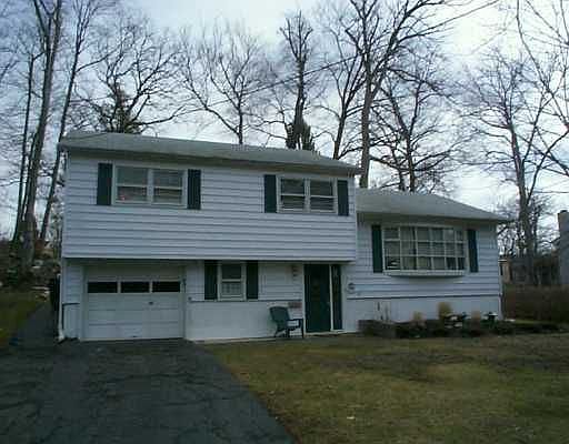19 Cedar Lane