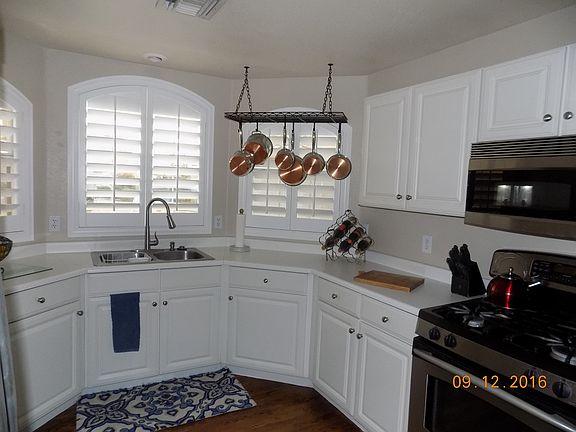 4th image of 3209 E Muirwood Dr