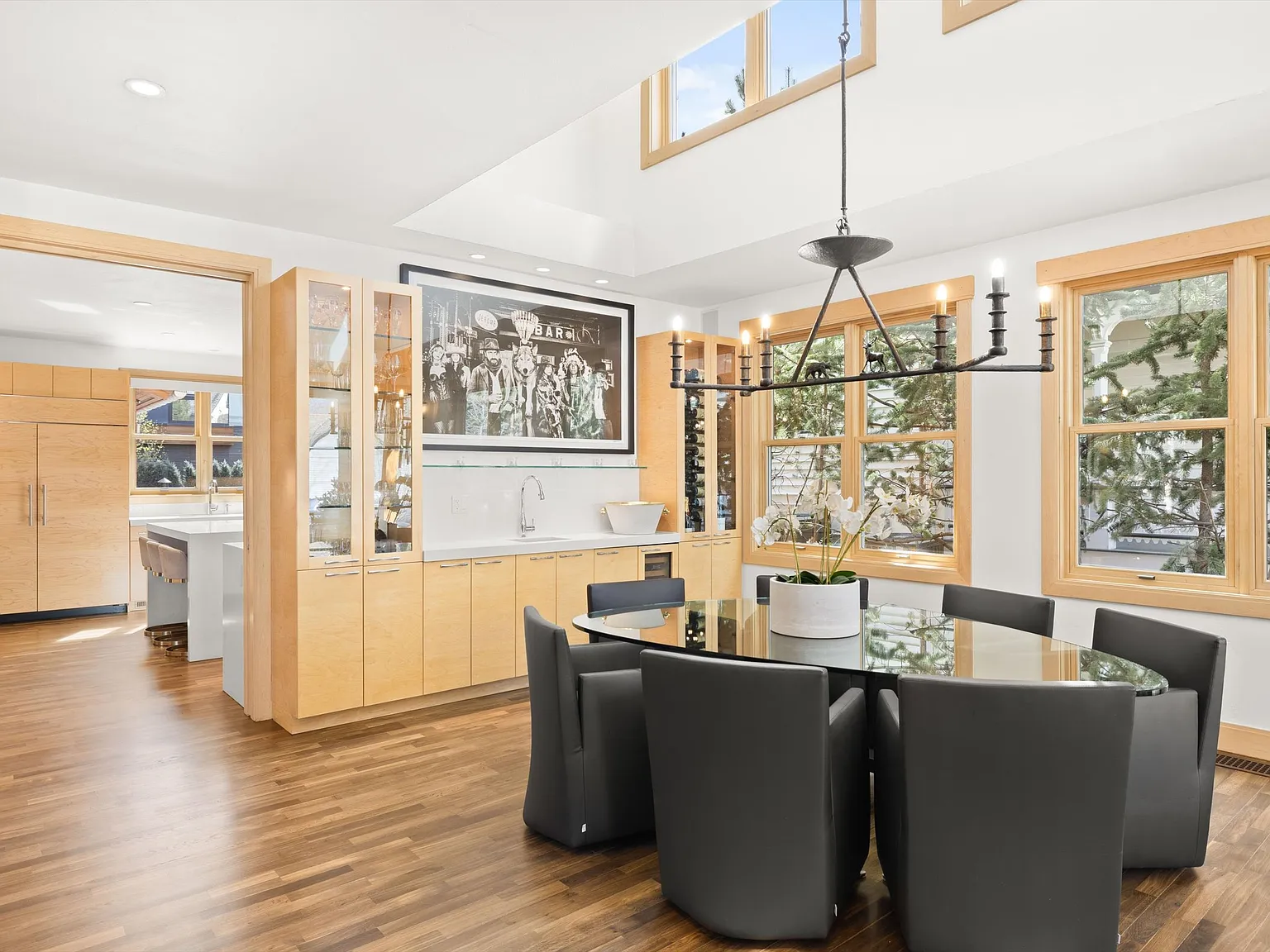 3 bed, 4.5 bath, 3753 sqft, $95,000 — Photo 4