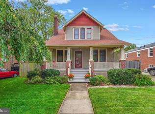 824 S Barton St, Arlington, VA 22204