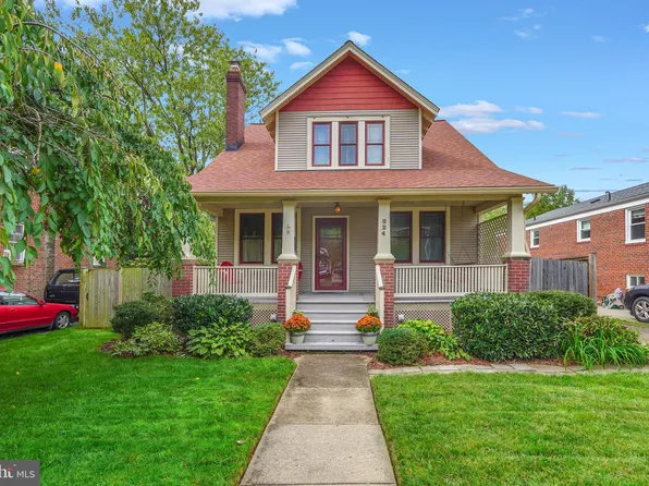 824 S Barton St, Arlington, VA 22204