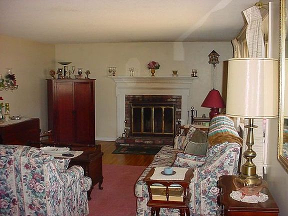 24x 14 living room with fireplace and hardwood floors