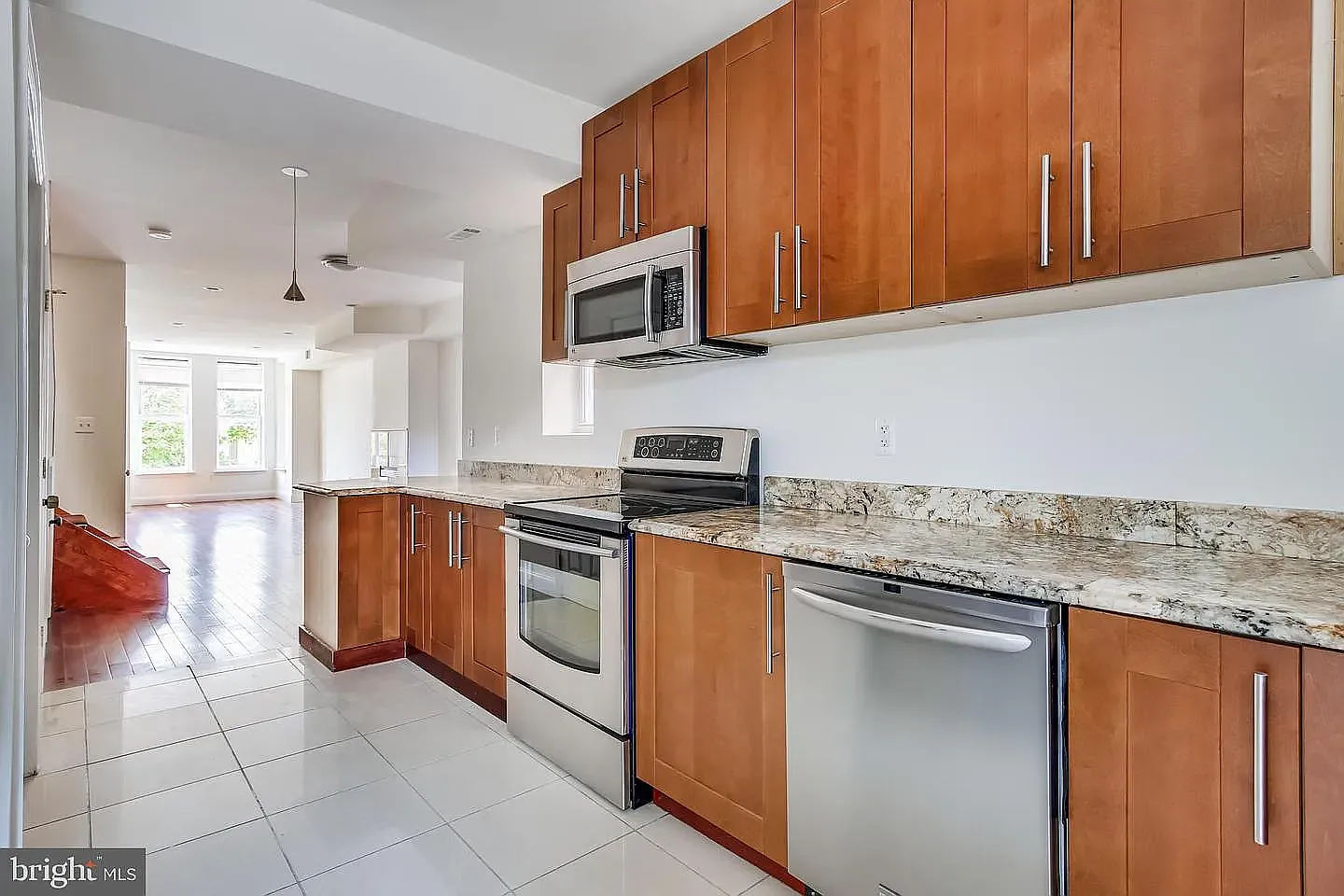 2 bed, 2.5 bath, $2,875 — Photo 3