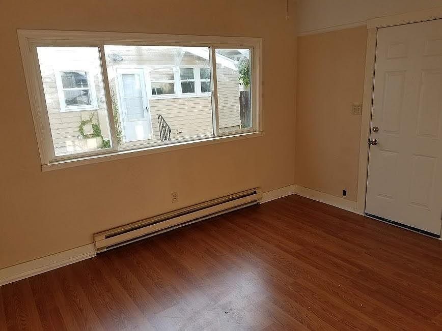 1st image of 4309 1/2 Pacific Ave