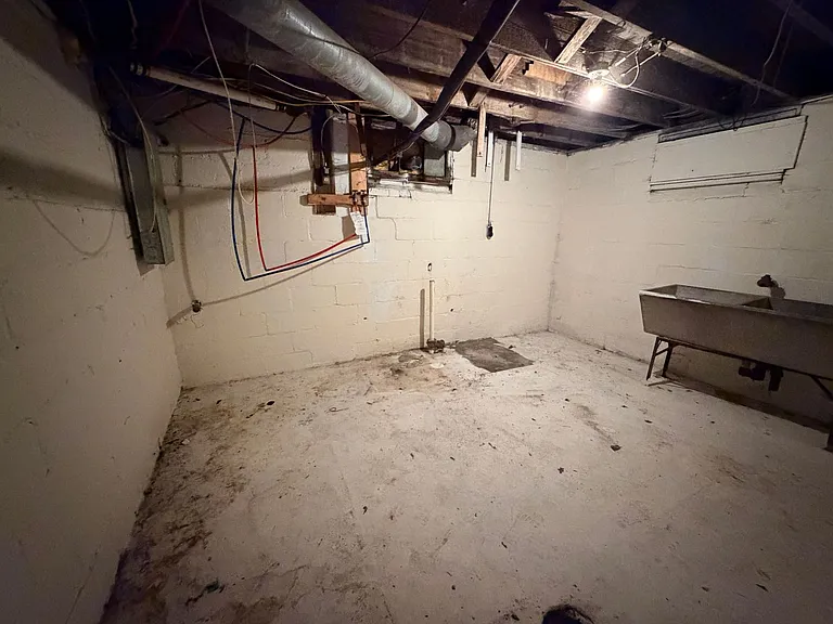 3141 N Park Ave — Photo 13