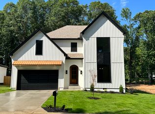 181 Eastbrook Dr, Woodruff, SC 29388