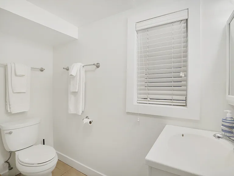 1164 Raymond Ave — Photo 59