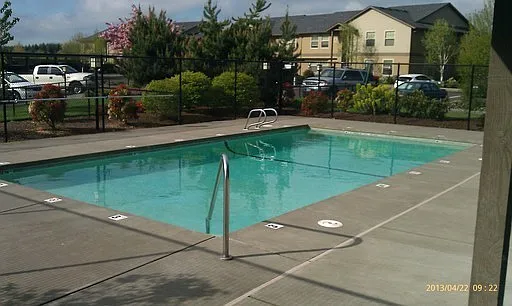 195-Santiam Village Apartments — Photo 25