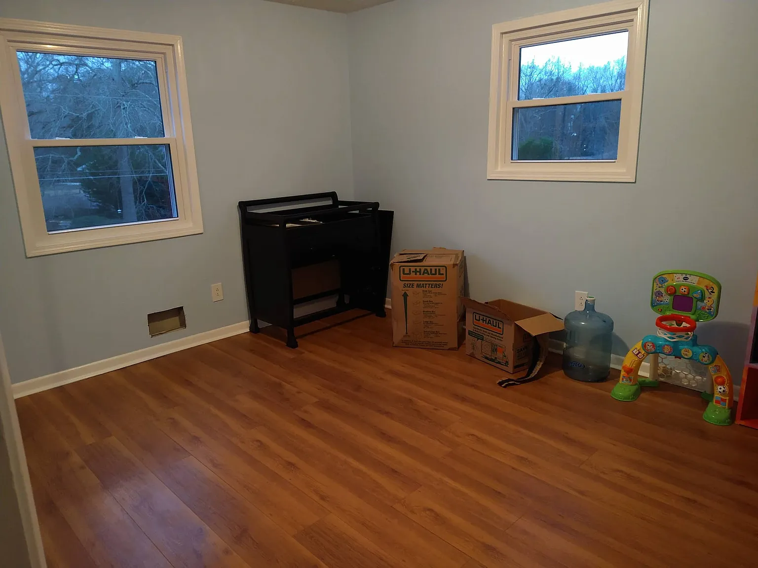 Family Home in Riverdale — Photo 4