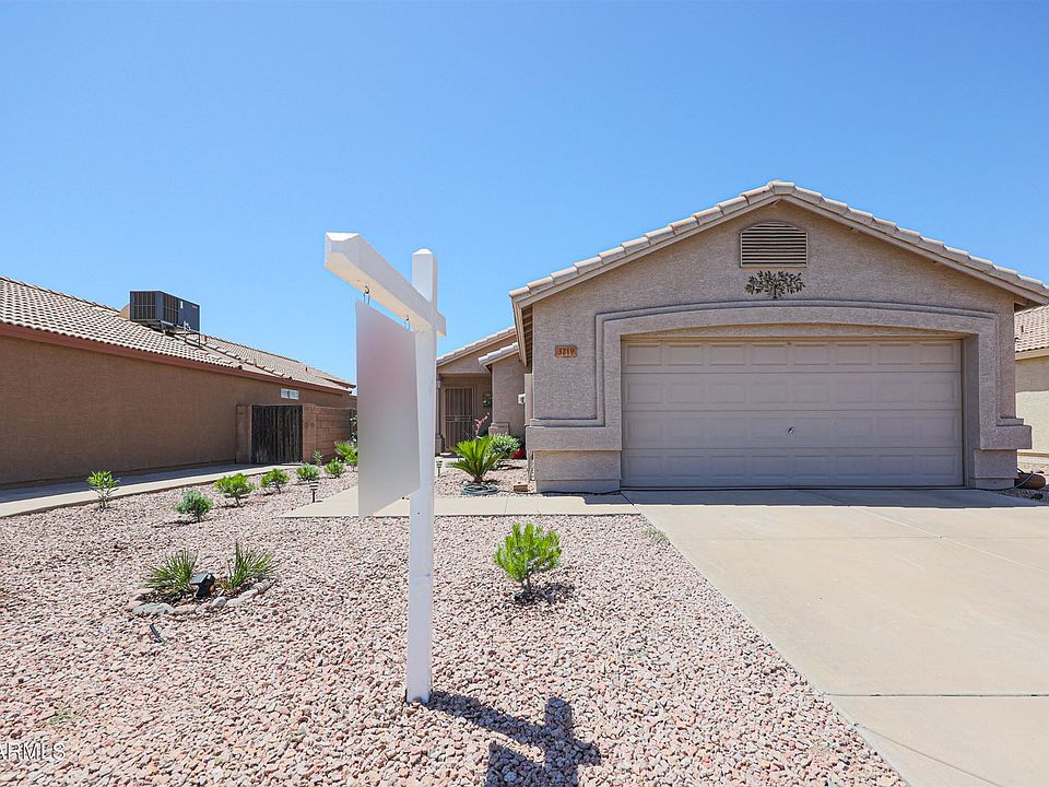 1st image of 3219 W Salter Dr