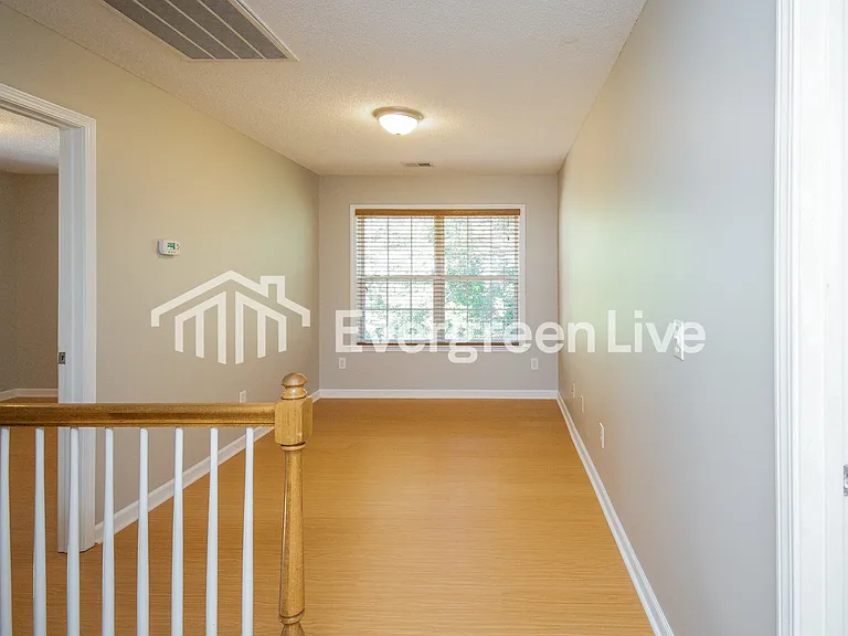 9216 Windsor Lake Blvd — Photo 8