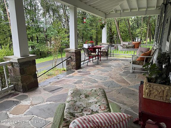 2nd image of 166 Alpine Lake Rd