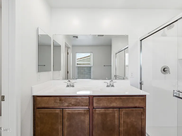 24661 W Jessica Ln — Photo 26