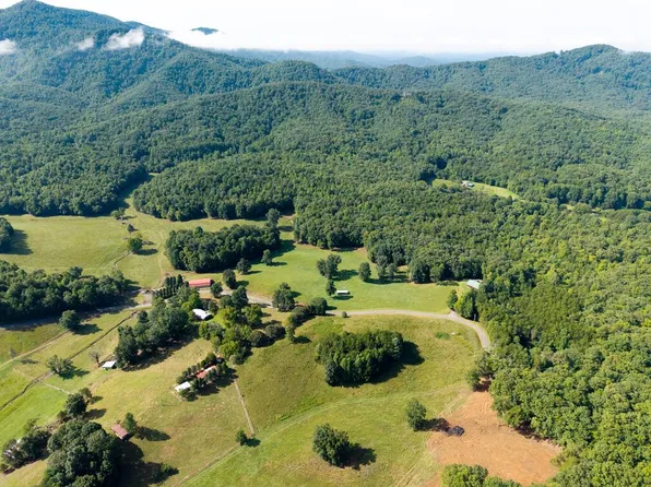 710 Donley Rd, Murphy, NC 28906