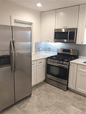 2 bed, 1.5 bath, 1100 sqft, $1,850 — Photo 3