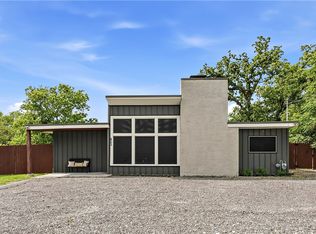 402 Williamson Dr, Bryan, TX 77801