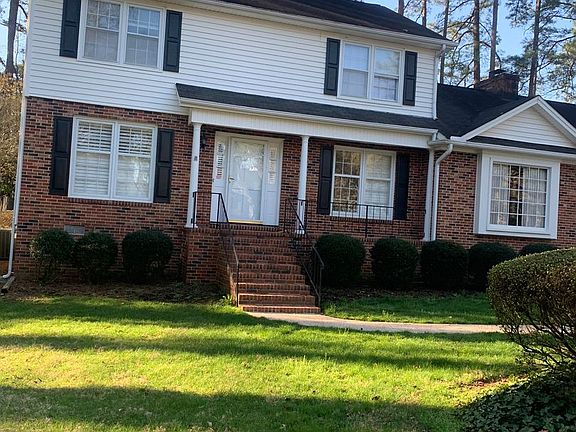 2nd image of 1305 Lennox Pl