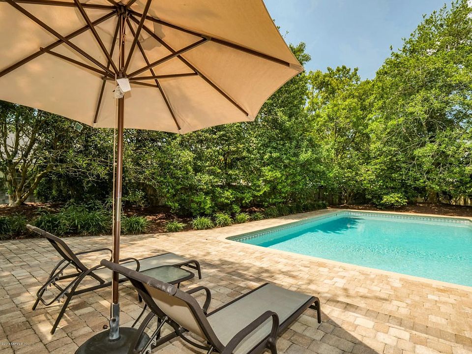 101 Woodland Dr-33