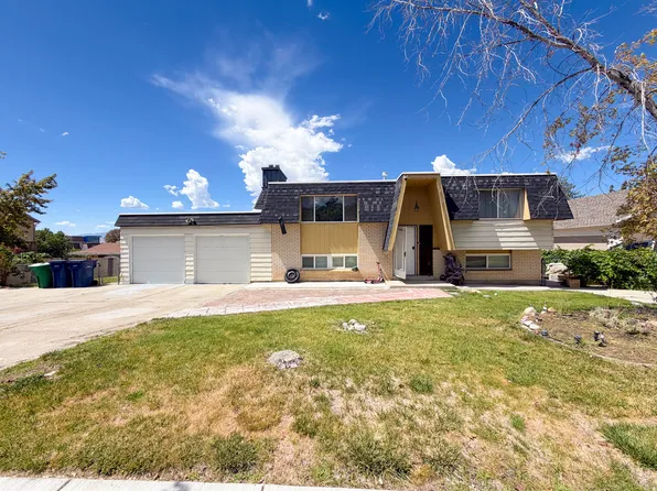 9640 S Flint Dr, Sandy, UT 84094