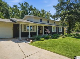 3760 S 40th St, Lincoln, NE 68506
