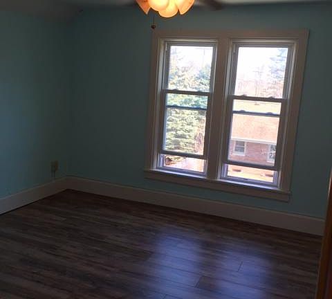 #2 bedroom-2nd floor (2)