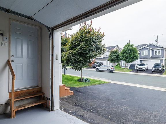 4th image of 9 McCrae Street