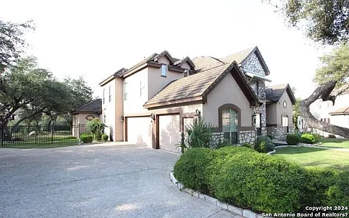24402 Saddle Rock Photo 1 24402 Saddle Rock Photo 1