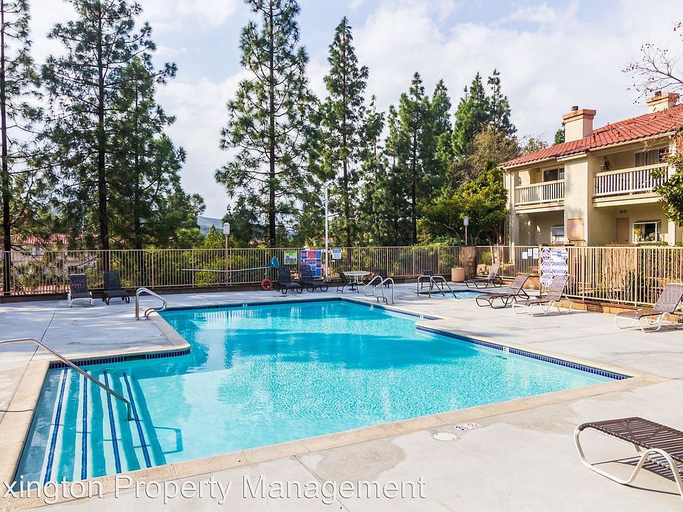 1st image of 5837 Oak Bend Ln Unit 206
