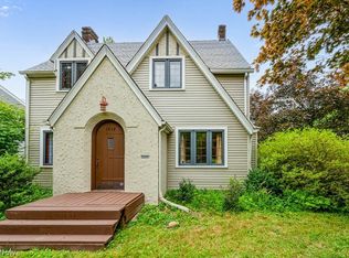 1417 Cascade Dr, Youngstown, OH 44511