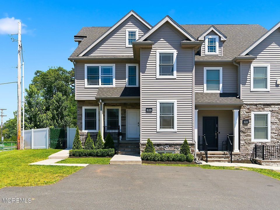 1st image of 123 N Zinfandel Road