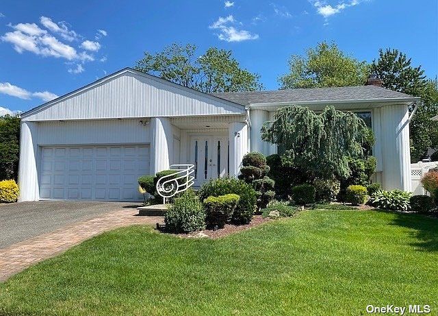 1st image of 92 Country Dr