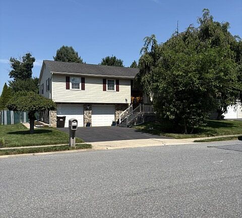 5th image of 2860 Southwick Dr