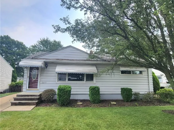 6077 Morrow Dr, Brookpark, OH 44142