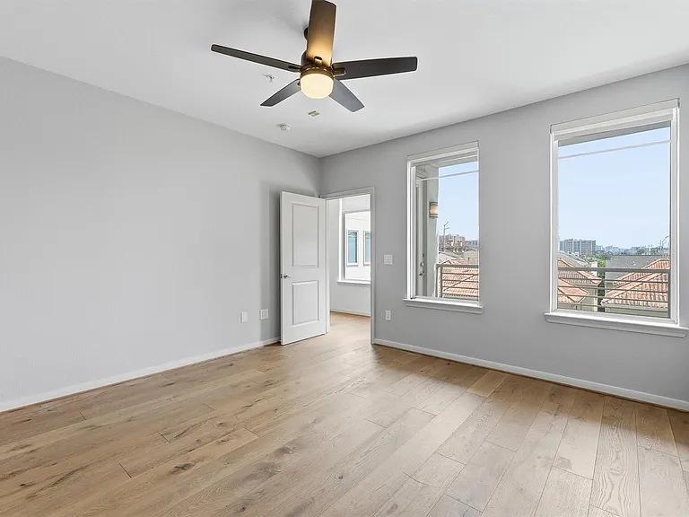 505 Jackson Hill St #307 — Photo 17