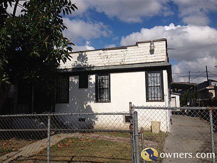 1st image of 807 E 109th St