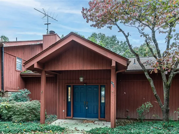 192 Hummingbird Ln, Eureka Springs, AR 72632