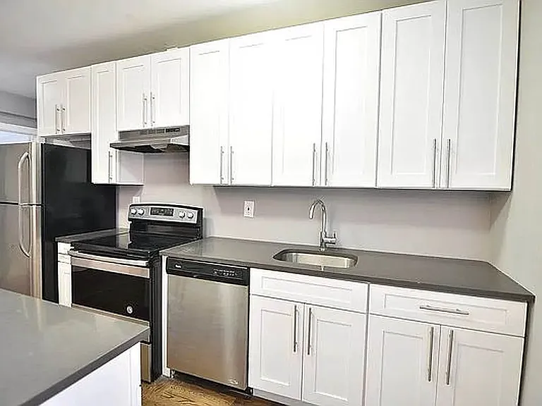 3660 Waldo Ave #4D — Photo 6