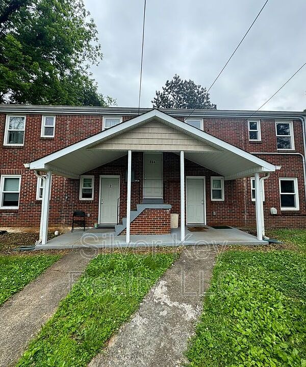1st image of 804 Ingleside Ave Unit 3