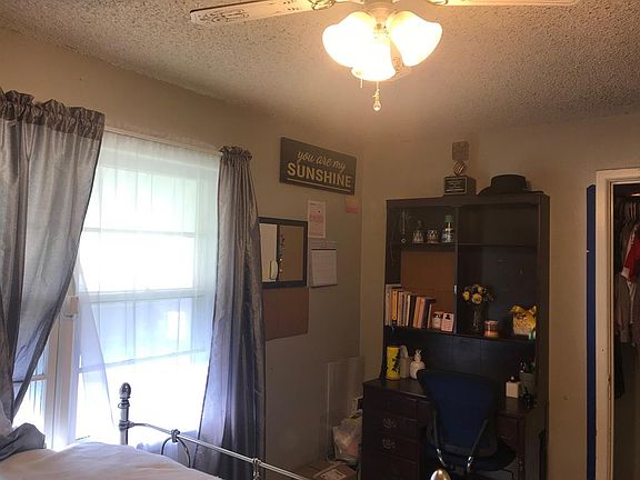5th image of 4620 Hendrick Ave