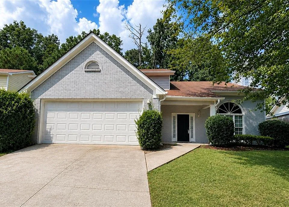 235 Tanners Ct