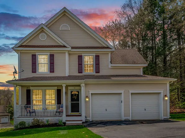 19 Village Lane #19, Canton, CT 06019
