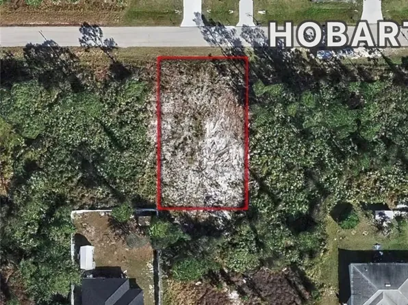 1028 Hobart St, Lehigh Acres, FL 33974