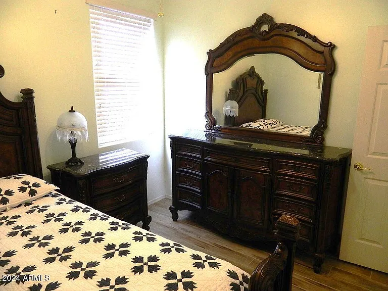 17210 W Elm St — Photo 17