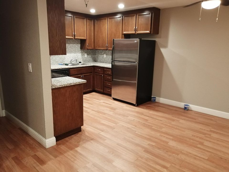 1st image of 375 Clifford Ave APT 123