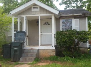 822 4th St, Stone Mountain, GA 30083