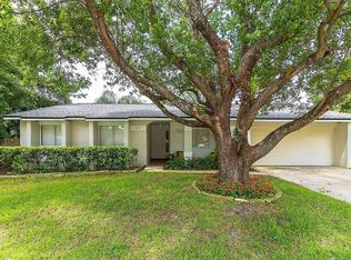 876 Breakwater Dr, Altamonte Springs, FL 32714