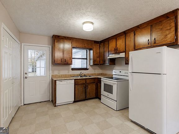 5th image of 106/108 Upland Ct