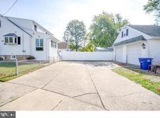 328 N Coles Ave, Maple Shade, NJ 08052