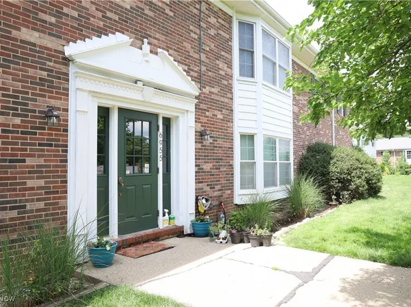 6955 Carriage Hill Dr APT 101, Brecksville, OH 44141