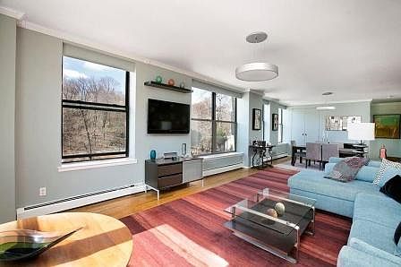 3rd image of 1800 A C Powell Blvd APT 3A
